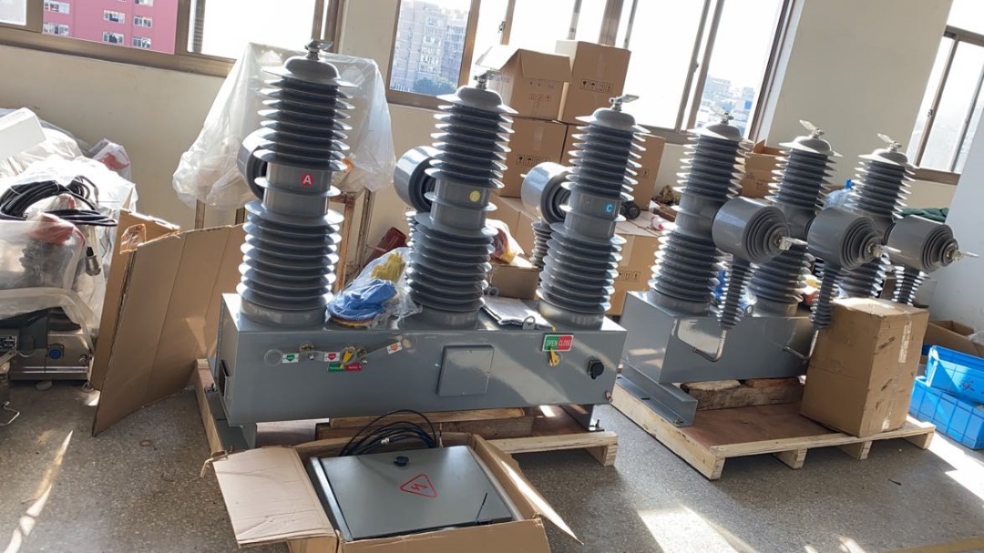 Outdoor pole-mounted vacuum circuit breakers and load-break switches crated and prepared for supply